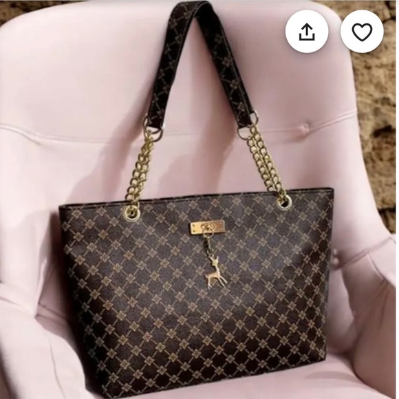 LaRue Chic Monogram Tote Bag - Picture 1 of 4